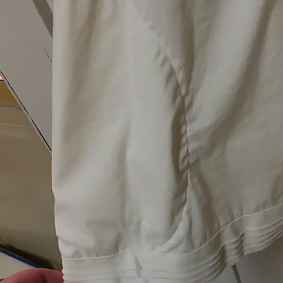 BCBG MAXAZRIA SUPER Sexy/Professional white top - Picture 3 of 6